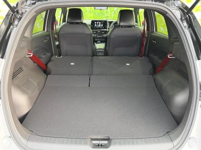 オーラ ニスモチューンドｅパワー４ＷＤ　ＢＯＳＥ／保証書／純正　９インチ　メモリーナビ／エマージェンシーブレーキ／シートヒーター／アラウンドビューモニター／車線逸脱防止支援システム／プロパイロット／ヘッドランプ　ＬＥＤ　衝突被害軽減システム（19枚目）