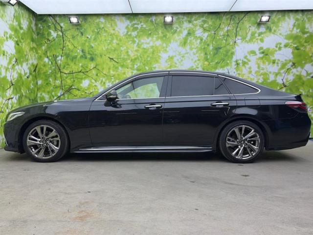 クラウンハイブリッド ＲＳアドバンス　新品タイヤ／保証書／純正　１０インチ　ＳＤナビ／デジタルインナーミラー／トヨタセーフティセンス／シートヒーター　前席／車線逸脱防止支援システム／シート　フルレザー／ドライブレコーダー　前後　革シート（2枚目）