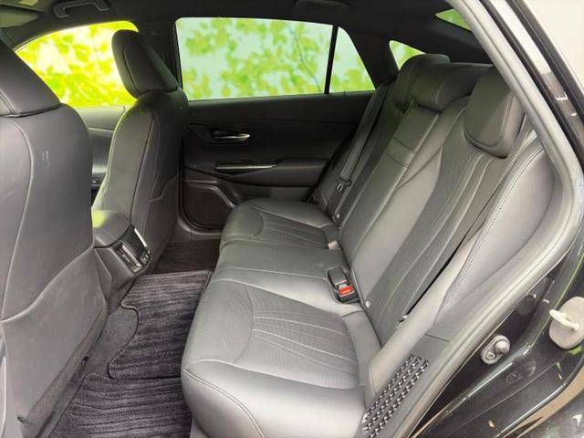 クラウンハイブリッド ＲＳアドバンス　新品タイヤ／保証書／純正　１０インチ　ＳＤナビ／デジタルインナーミラー／トヨタセーフティセンス／シートヒーター　前席／車線逸脱防止支援システム／シート　フルレザー／ドライブレコーダー　前後　革シート（7枚目）