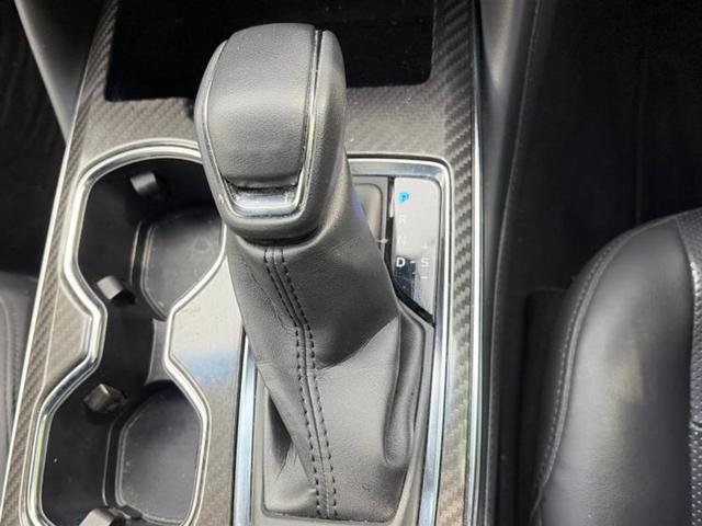 クラウンハイブリッド ＲＳアドバンス　新品タイヤ／保証書／純正　１０インチ　ＳＤナビ／デジタルインナーミラー／トヨタセーフティセンス／シートヒーター　前席／車線逸脱防止支援システム／シート　フルレザー／ドライブレコーダー　前後　革シート（18枚目）