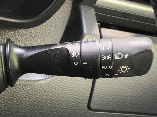 ルーミー 4WDカスタムG 新品タイヤ/保証書/純正 SDナビ/両側電動スライドドア/ヘッドランプ LED/Bluetooth接続/ETC/EBD付ABS/横滑り防止装置/アイドリングストップ/フルセグTV/DVD 4WD(16枚目)