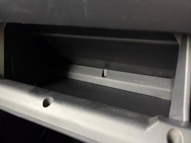 ルーミー 4WDカスタムG 新品タイヤ/保証書/純正 SDナビ/両側電動スライドドア/ヘッドランプ LED/Bluetooth接続/ETC/EBD付ABS/横滑り防止装置/アイドリングストップ/フルセグTV/DVD 4WD(24枚目)