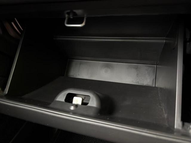 スペーシアカスタム ハイブリッドＸＳ　保証書／純正　９インチ　メモリーナビ／セーフティサポート（スズキ）／両側電動スライドドア／シートヒーター　前席／全方位モニター／車線逸脱防止支援システム／シート　ハーフレザー／ヘッドランプ　ＬＥＤ（25枚目）