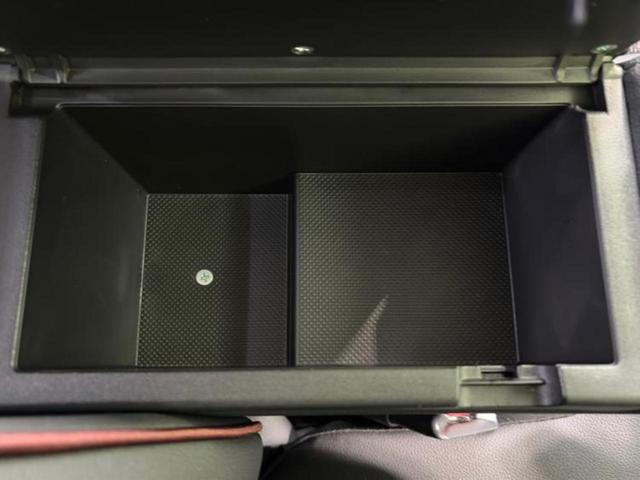 スペーシアカスタム ハイブリッドＸＳ　保証書／純正　９インチ　メモリーナビ／セーフティサポート（スズキ）／両側電動スライドドア／シートヒーター　前席／全方位モニター／車線逸脱防止支援システム／シート　ハーフレザー／ヘッドランプ　ＬＥＤ（33枚目）