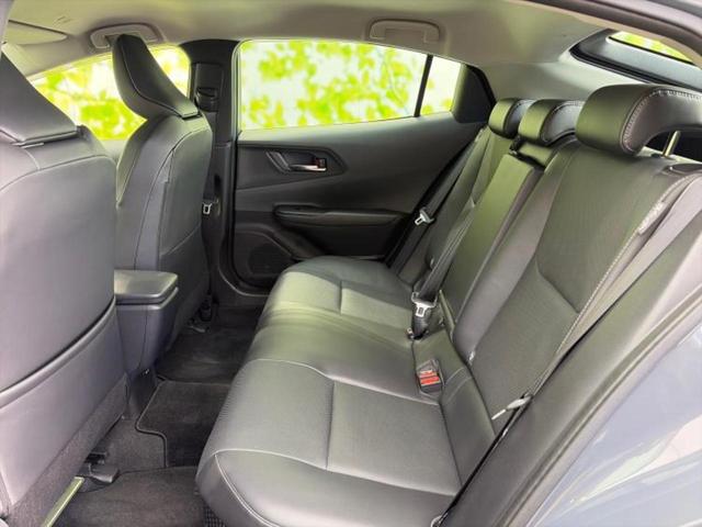 プリウス Ｚ　保証書／ディスプレイオーディオ＋ナビ１２．３インチ／デジタルインナーミラー／トヨタセーフティセンス／エアーシート　前席／パノラミックビューモニター／車線逸脱防止支援システム／シート　合皮　全周囲カメラ（7枚目）