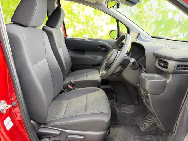 シエンタ ハイブリッドＧ　新品タイヤ／保証書／ディスプレイオーディオ＋ナビ１０．５インチ／トヨタセーフティセンス／両側電動スライドドア／車線逸脱防止支援システム／ドライブレコーダー　社外／ヘッドランプ　ＬＥＤ　バックカメラ（4枚目）