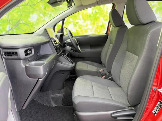 シエンタ ハイブリッドＧ　新品タイヤ／保証書／ディスプレイオーディオ＋ナビ１０．５インチ／トヨタセーフティセンス／両側電動スライドドア／車線逸脱防止支援システム／ドライブレコーダー　社外／ヘッドランプ　ＬＥＤ　バックカメラ（7枚目）