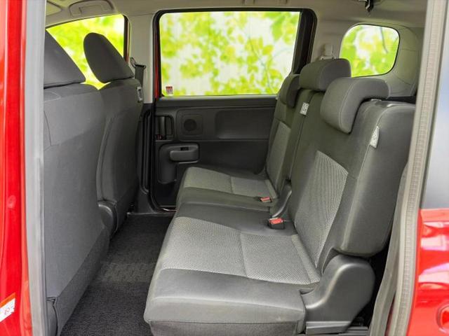 シエンタ ハイブリッドＧ　新品タイヤ／保証書／ディスプレイオーディオ＋ナビ１０．５インチ／トヨタセーフティセンス／両側電動スライドドア／車線逸脱防止支援システム／ドライブレコーダー　社外／ヘッドランプ　ＬＥＤ　バックカメラ（8枚目）