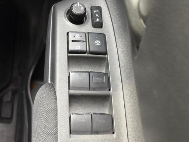 シエンタ ハイブリッドＧ　新品タイヤ／保証書／ディスプレイオーディオ＋ナビ１０．５インチ／トヨタセーフティセンス／両側電動スライドドア／車線逸脱防止支援システム／ドライブレコーダー　社外／ヘッドランプ　ＬＥＤ　バックカメラ（32枚目）