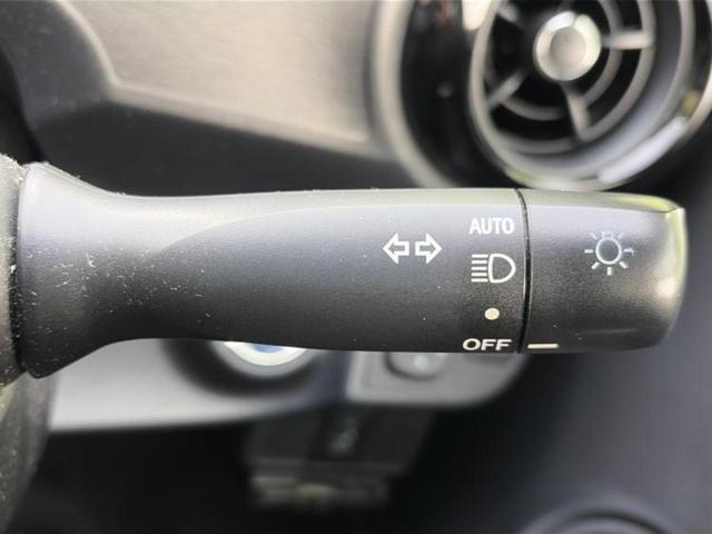 アクア Ｓ　新品タイヤ／保証書／純正　ＨＤＤナビ／ＥＴＣ／ＥＢＤ付ＡＢＳ／横滑り防止装置／アイドリングストップ／バックモニター／ワンセグＴＶ／ＤＶＤ／エアバッグ　運転席／エアバッグ　助手席／エアバッグ　サイド（16枚目）