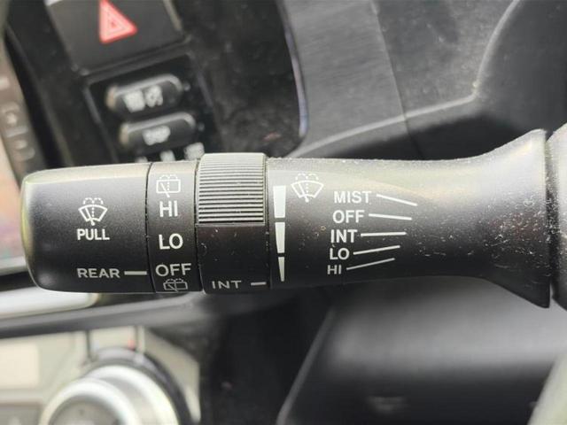 アクア Ｓ　新品タイヤ／保証書／純正　ＨＤＤナビ／ＥＴＣ／ＥＢＤ付ＡＢＳ／横滑り防止装置／アイドリングストップ／バックモニター／ワンセグＴＶ／ＤＶＤ／エアバッグ　運転席／エアバッグ　助手席／エアバッグ　サイド（17枚目）