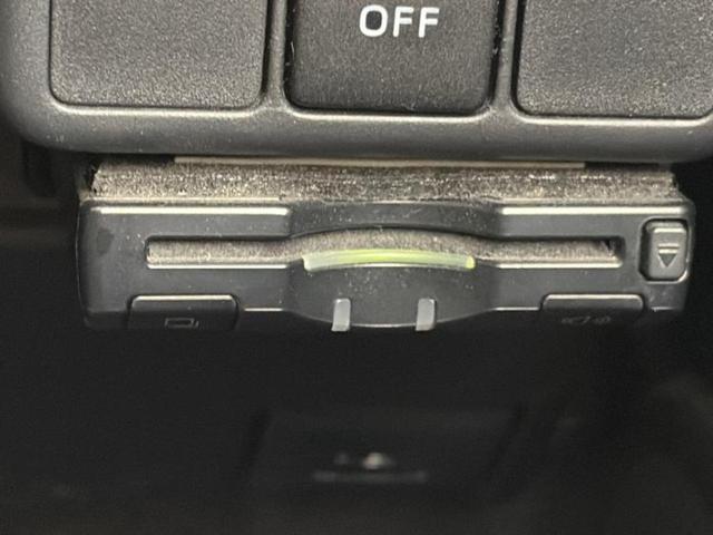 アクア Ｓ　新品タイヤ／保証書／純正　ＨＤＤナビ／ＥＴＣ／ＥＢＤ付ＡＢＳ／横滑り防止装置／アイドリングストップ／バックモニター／ワンセグＴＶ／ＤＶＤ／エアバッグ　運転席／エアバッグ　助手席／エアバッグ　サイド（25枚目）