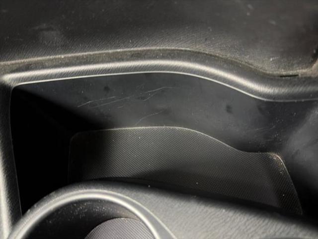 アクア Ｓ　新品タイヤ／保証書／純正　ＨＤＤナビ／ＥＴＣ／ＥＢＤ付ＡＢＳ／横滑り防止装置／アイドリングストップ／バックモニター／ワンセグＴＶ／ＤＶＤ／エアバッグ　運転席／エアバッグ　助手席／エアバッグ　サイド（36枚目）