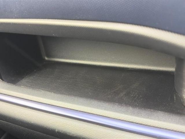 アクア Ｓ　新品タイヤ／保証書／純正　ＨＤＤナビ／ＥＴＣ／ＥＢＤ付ＡＢＳ／横滑り防止装置／アイドリングストップ／バックモニター／ワンセグＴＶ／ＤＶＤ／エアバッグ　運転席／エアバッグ　助手席／エアバッグ　サイド（37枚目）