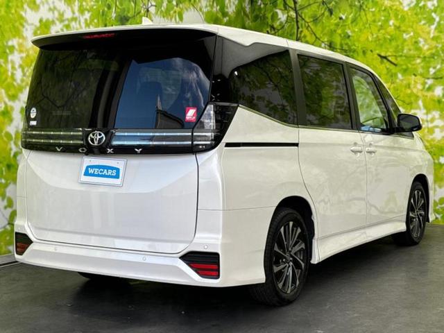 ヴォクシー Ｓ－Ｚ　★★★保証書／ディスプレイオーディオ１０．５インチ／トヨタセーフティセンス／両側電動スライドドア／エアーシート　前席／車線逸脱防止支援システム／シート　ハーフレザー　衝突被害軽減システム　バックカメラ（3枚目）