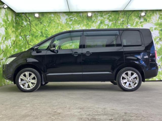 デリカＤ：５ ４ＷＤ　Ｄパワーパッケージ　保証書／社外　ＳＤナビ／フリップダウンモニター　社外　１０．１インチ／両側電動スライドドア／シートヒーター　前席／登録済／ヘッドランプ　ＨＩＤ／Ｂｌｕｅｔｏｏｔｈ接続／ＥＴＣ　バックカメラ　４ＷＤ（2枚目）