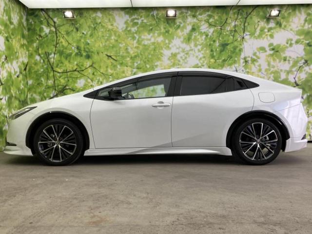 プリウス Z 新品タイヤ/パノラマルーフ/モデリスタエアロ/保証書/純正 12.3インチ メモリーナビ/デジタルインナーミラー/トヨタセーフティセンス/シートヒーター 前席/パノラミックビューモニター サンルーフ(2枚目)