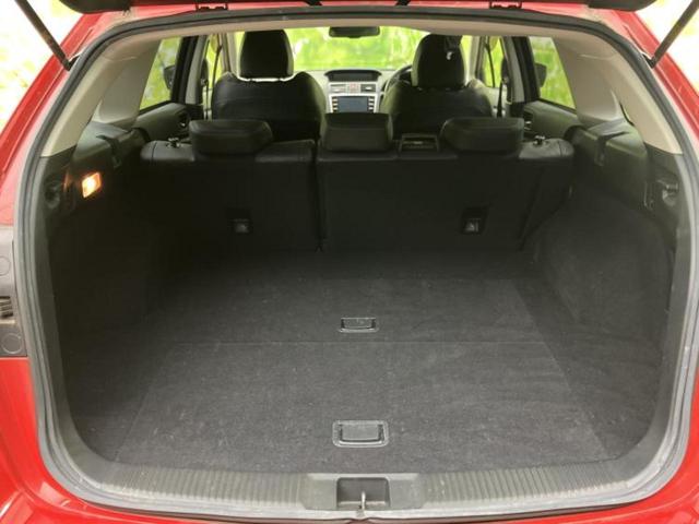 レヴォーグ ４ＷＤ２．０ＧＴ－Ｓアイサイト　保証書／純正　ＳＤナビ／衝突安全装置／車線逸脱防止支援システム／シート　ハーフレザー／ヘッドランプ　ＬＥＤ／Ｂｌｕｅｔｏｏｔｈ接続／ＥＴＣ／ＥＢＤ付ＡＢＳ／横滑り防止装置／クルーズコントロール　４ＷＤ（8枚目）