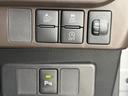 お車に合わせて無料保証以外にも、保証範囲、期間、距離を拡充させた有料保証もご用意しております!中古車の購入が初めてで不安・・・というお客様もご安心ください!