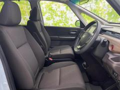 「この車の写真をもっと見たい」「状態が気になる」「この装備はついている？」どんな小さな疑問でもお気軽にお問い合わせください！ 4