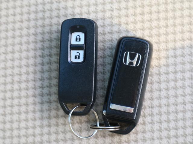 Ｎ－ＯＮＥ Ｇ・Ｌパッケージ　ワンセグ　ＨＩＤヘッドライト　ＥＴＣ（22枚目）