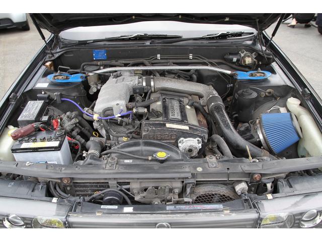 セフィーロ スポーツクルージング　ＲＢ２０ＤＥＴ＆純正５速　トヨタカラーＮｏ２０２にて全塗装　運転席Ｒ３２ＧＴＲシート　社外ステアリング　社外マフラー（12枚目）