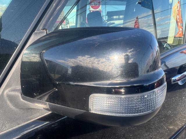 セレナ ハイウェイスター　Ｖセレクション　スマートキープッシュスタート　３列　オートクルーズ　ＤＶＤ再生　ＡＡＣ　アルミホイール　ＰＷ　助手席エアバック　パワーステアリング　運転席エアバック　ＡＢＳ　キーフリ　両側ＰＷスライドドア　電動ミラー（45枚目）