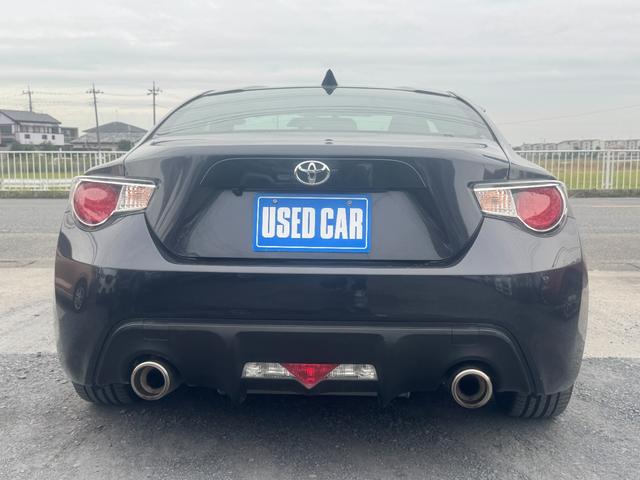 ８６ ＧＴ　キーフリ　電動格納ミラー　スマートキ－　ＥＴＣ車載器　ＶＳＡ　オートエアコン　助手席エアバッグ　パワーウィンドウ　アルミ　運転席エアバッグ　ＡＢＳ　パワーステアリング　ナビ　ＴＶ（18枚目）