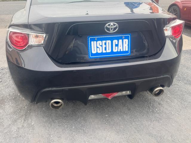 ８６ ＧＴ　キーフリ　電動格納ミラー　スマートキ－　ＥＴＣ車載器　ＶＳＡ　オートエアコン　助手席エアバッグ　パワーウィンドウ　アルミ　運転席エアバッグ　ＡＢＳ　パワーステアリング　ナビ　ＴＶ（40枚目）