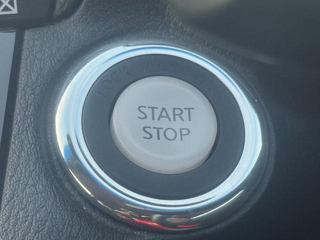 フーガ 250GT Aパッケージ 電動格納ドアミラー Bカメラ ETC オートエアコン 運転席エアバッグ パワーステアリング ABS ナビTV 助手席エアバッグ パワーウィンドウ(12枚目)