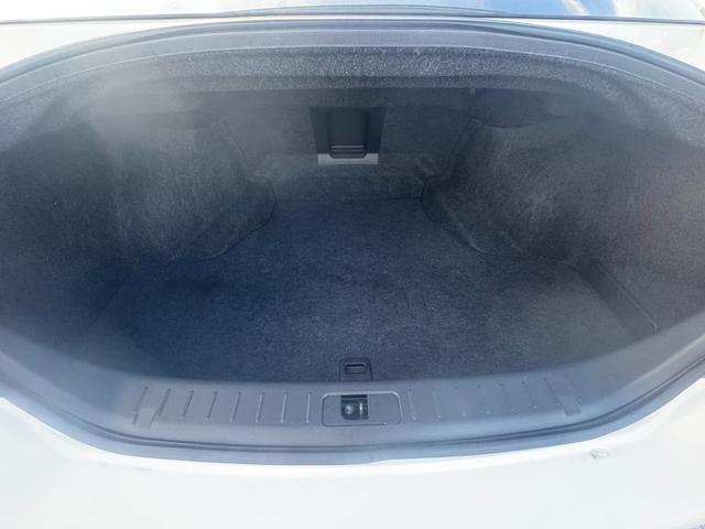 フーガ 250GT Aパッケージ 電動格納ドアミラー Bカメラ ETC オートエアコン 運転席エアバッグ パワーステアリング ABS ナビTV 助手席エアバッグ パワーウィンドウ(16枚目)