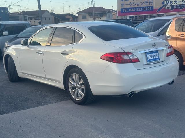 フーガ 250GT Aパッケージ 電動格納ドアミラー Bカメラ ETC オートエアコン 運転席エアバッグ パワーステアリング ABS ナビTV 助手席エアバッグ パワーウィンドウ(23枚目)