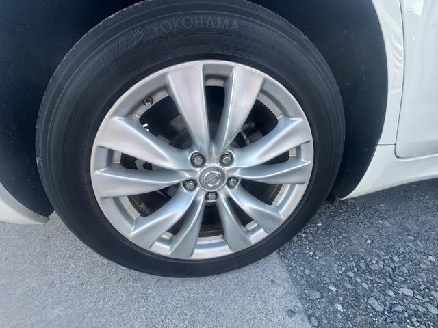 フーガ 250GT Aパッケージ 電動格納ドアミラー Bカメラ ETC オートエアコン 運転席エアバッグ パワーステアリング ABS ナビTV 助手席エアバッグ パワーウィンドウ(47枚目)