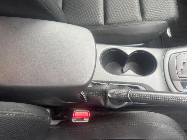 展示台数約７０台以上！お手頃価格の軽自動車からコンパクトカー・ミニバンなど多彩なラインナップでお客様をお待ちしております！