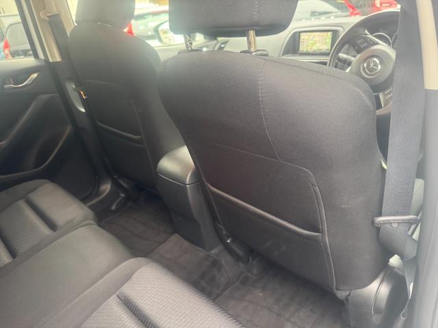 お支払いは現金・各種クレジットカード・オートローンとなります。お客様のご希望のお支払い方法に沿って手続きを進めさせて頂きますので、お気軽にご相談ください。