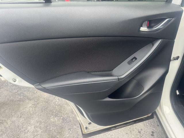 軽自動車１５，０００円〜普通車３０，０００円〜買取いたします。壊れていても、傷だらけのお車でもＯＫ！上記価格は最低価格となりますのでそれ以上の金額になるお車もございますので、お気軽にご相談ください！！