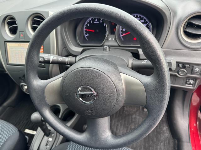 ノート Ｘ　ＥＴＣ搭載　スマトキー　キーレス　運転席助手席エアバッグ　ナビＴＶ　ワンセグ　バックカメラ　エアコン　パワーウィンドウ　パワーステアリング　ＡＢＳ　運転席エアバック　電動電格ミラー（12枚目）