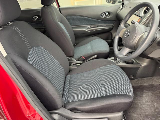 ノート Ｘ　ＥＴＣ搭載　スマトキー　キーレス　運転席助手席エアバッグ　ナビＴＶ　ワンセグ　バックカメラ　エアコン　パワーウィンドウ　パワーステアリング　ＡＢＳ　運転席エアバック　電動電格ミラー（16枚目）