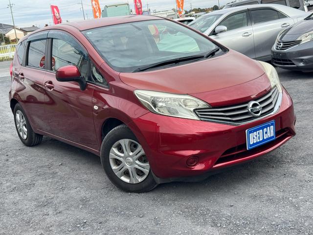 ノート Ｘ　ＥＴＣ搭載　スマトキー　キーレス　運転席助手席エアバッグ　ナビＴＶ　ワンセグ　バックカメラ　エアコン　パワーウィンドウ　パワーステアリング　ＡＢＳ　運転席エアバック　電動電格ミラー（20枚目）