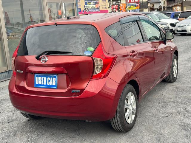 ノート Ｘ　ＥＴＣ搭載　スマトキー　キーレス　運転席助手席エアバッグ　ナビＴＶ　ワンセグ　バックカメラ　エアコン　パワーウィンドウ　パワーステアリング　ＡＢＳ　運転席エアバック　電動電格ミラー（25枚目）