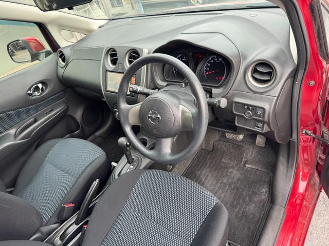 ノート Ｘ　ＥＴＣ搭載　スマトキー　キーレス　運転席助手席エアバッグ　ナビＴＶ　ワンセグ　バックカメラ　エアコン　パワーウィンドウ　パワーステアリング　ＡＢＳ　運転席エアバック　電動電格ミラー（27枚目）