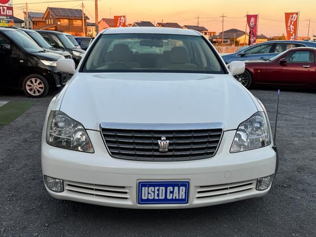 クラウン ロイヤルサルーン　インテリキー　オートエアコン　キーレスエントリー　クルコン　アルミホイール　ＡＢＳ　ＥＴＣ　エアバック　バックモニター　パワーステアリング　ＴＶ　助手席エアバッグ　電動ミラー　ＰＷ（17枚目）