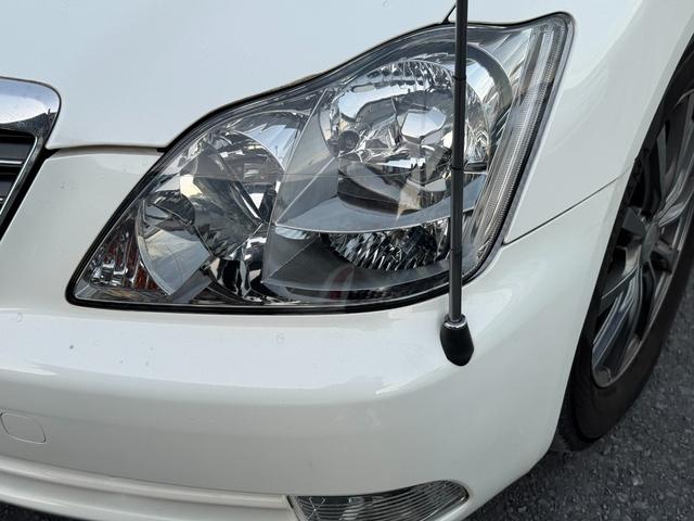 クラウン ロイヤルサルーン　インテリキー　オートエアコン　キーレスエントリー　クルコン　アルミホイール　ＡＢＳ　ＥＴＣ　エアバック　バックモニター　パワーステアリング　ＴＶ　助手席エアバッグ　電動ミラー　ＰＷ（40枚目）