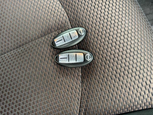 エルグランド 250ハイウェイスター ブルートゥースオーディオ リアカメラ DVD再生機能 PS キーフリー 三列シート TVナビ ETC付 オートミラー パワーウインドウ 運転席エアバッグ ABS 助手席エアバッグ(37枚目)