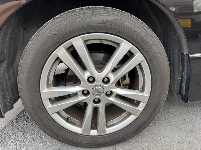 エルグランド 250ハイウェイスター ブルートゥースオーディオ リアカメラ DVD再生機能 PS キーフリー 三列シート TVナビ ETC付 オートミラー パワーウインドウ 運転席エアバッグ ABS 助手席エアバッグ(41枚目)