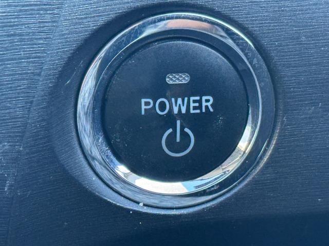 �C�ɂȂ�ӏ��A���Ă݂����|�C���g�A�A�b�v�Ō��Ă݂����ȂǎB�e�v�]�Ȃǂ������܂����炨�C�y�ɂ��₢���킹���������B�ʐ^���B��܂��Ă�����v���܂��B