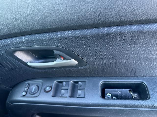 �C�ɂȂ�ӏ��A���Ă݂����|�C���g�A�A�b�v�Ō��Ă݂����ȂǎB�e�v�]�Ȃǂ������܂����炨�C�y�ɂ��₢���킹���������B�ʐ^���B��܂��Ă�����v���܂��B