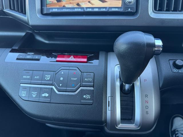 ���x�����͌����E�e��N���W�b�g�J�[�h�E�I�[�g���[���ƂȂ�܂��B���q�l�̂���]�̂��x�������@�ɉ����Ď葱����i�߂����Ē����܂��̂ŁA���C�y�ɂ����k���������B