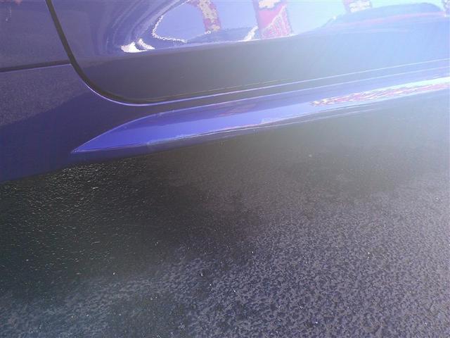 左サイドステップ傷