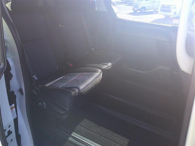 ヴォクシー ハイブリッドZS 煌II フルセグ メモリーナビ バックカメラ 衝突被害軽減システム ETC 乗車定員7人 3列シート ワンオーナー 記録簿(18枚目)